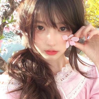 隔壁的吸血鬼美眉